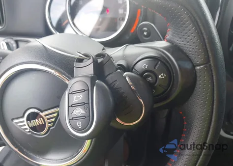 2019 Mini Countryman Cooper S z USA, uszkodzony, nr VIN WMZYT5C51K3G94233